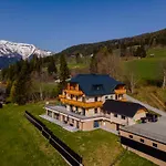 아파트 Laerchenhof 01