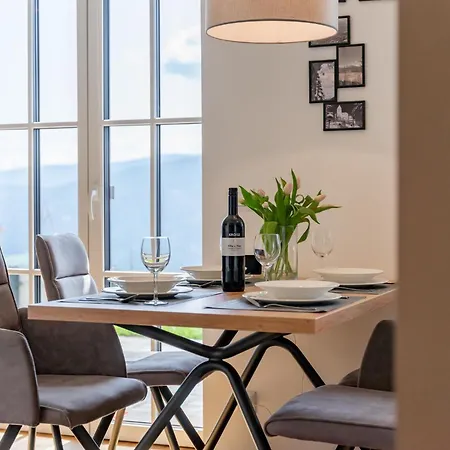 Apartment Laerchenhof 01